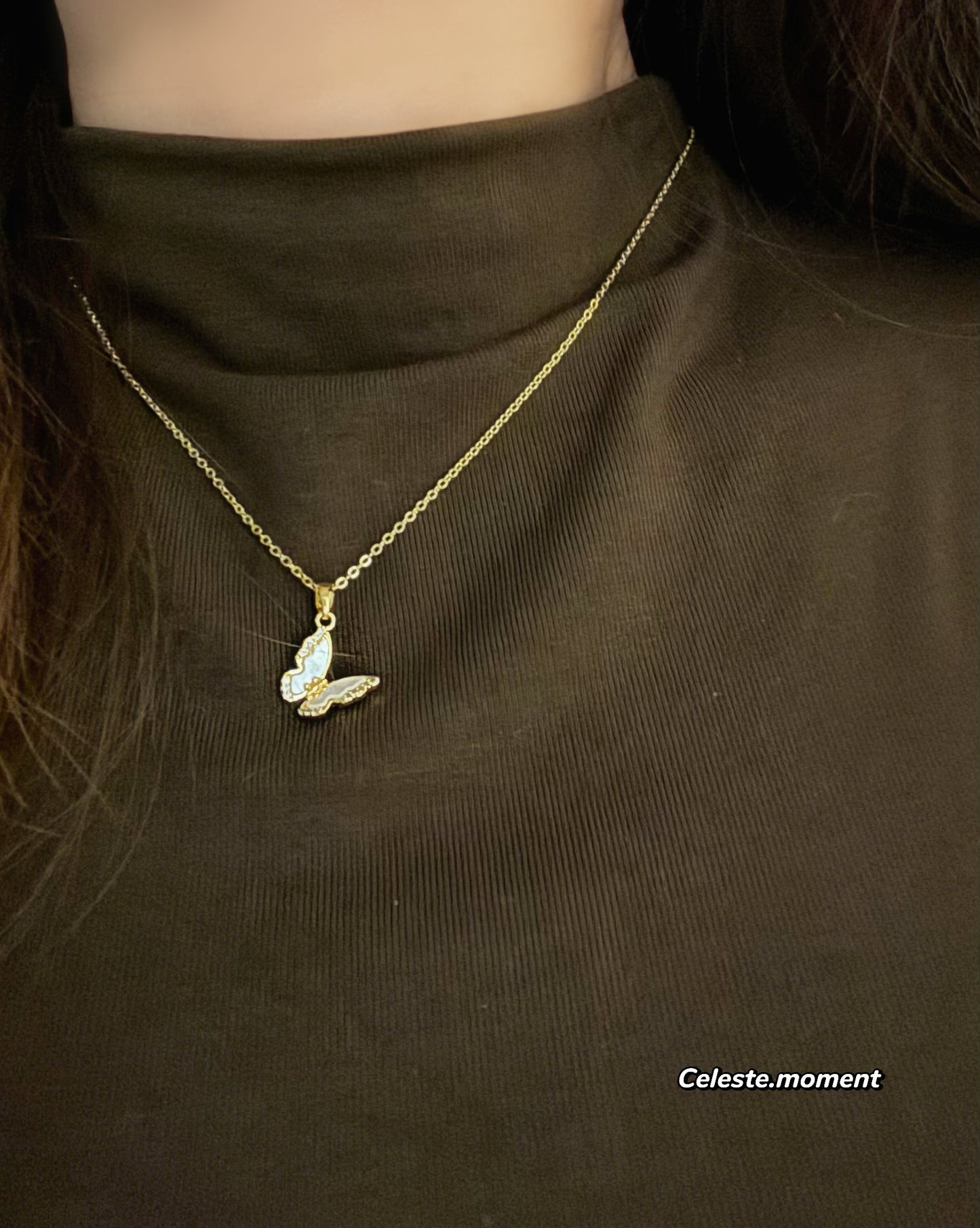 Light gold butterfly mother-of-pearl necklace