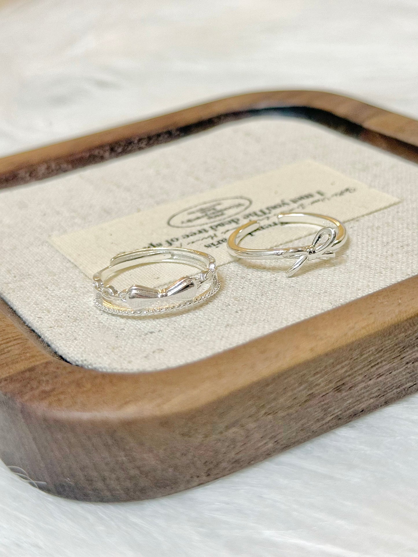 Princess ribbon rings