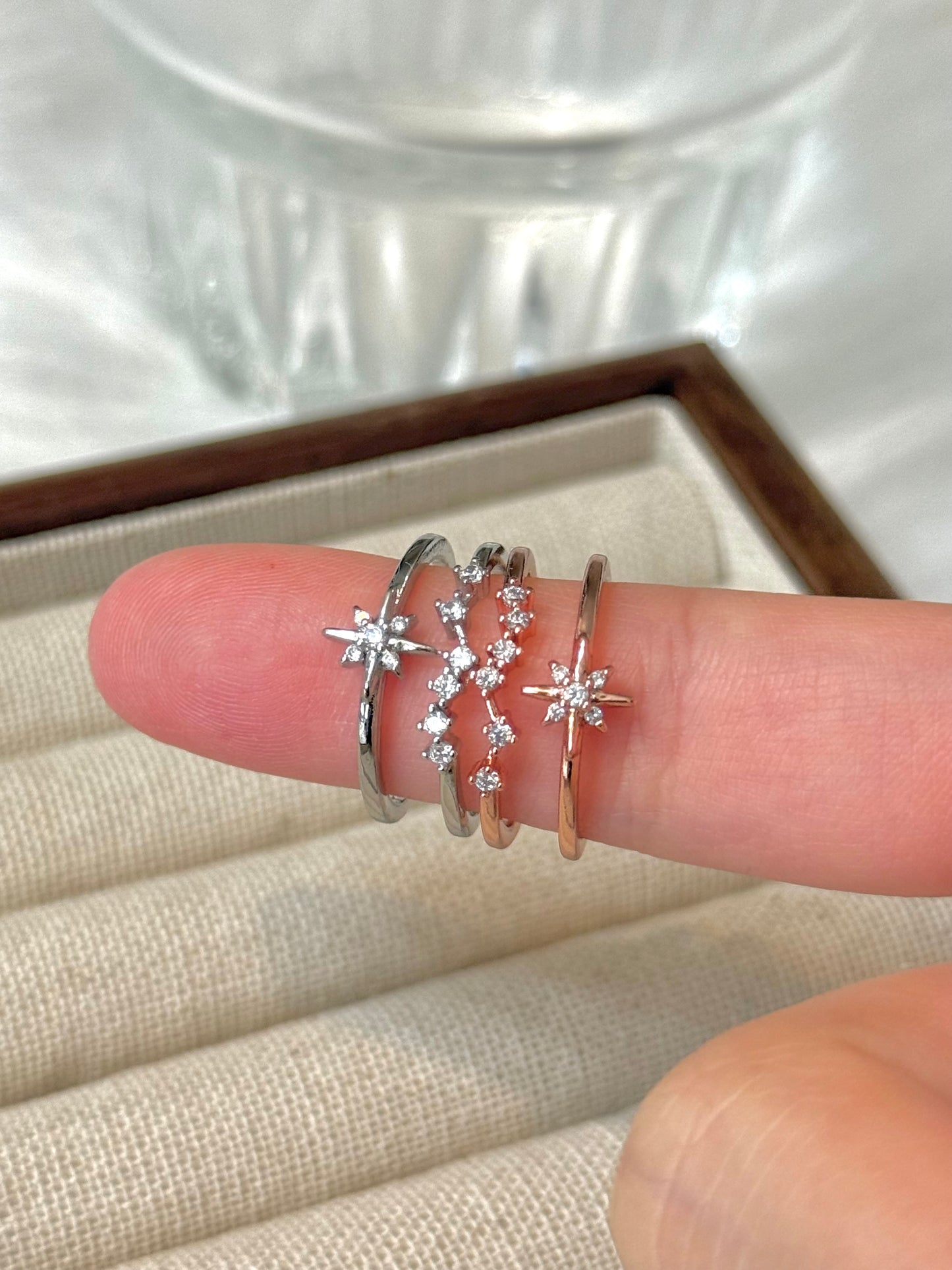 Unicursal hexagram rings