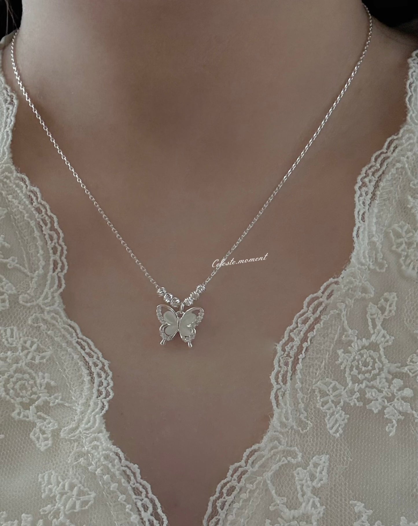 Cat eyes butterfly necklace