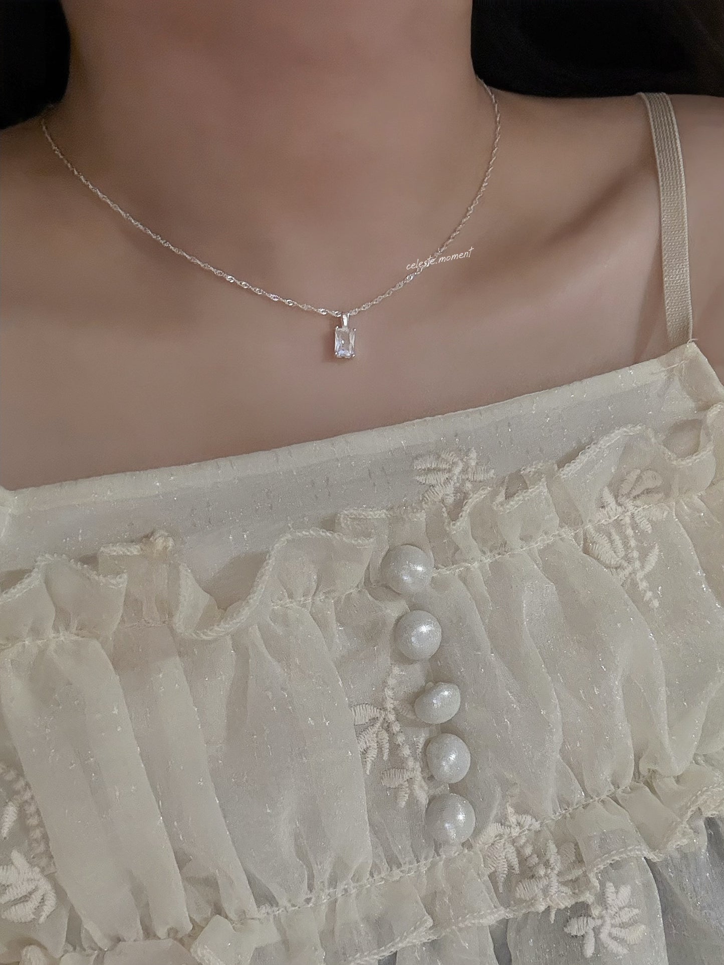 𝟗𝟐𝟓 𝓖𝓵𝓪𝓼𝓼 𝓓𝓸𝓸𝓻 𝓷𝓮𝓬𝓴𝓵𝓪𝓬𝓮