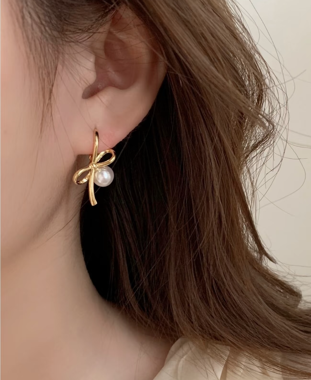 Bow Pearl Earrings